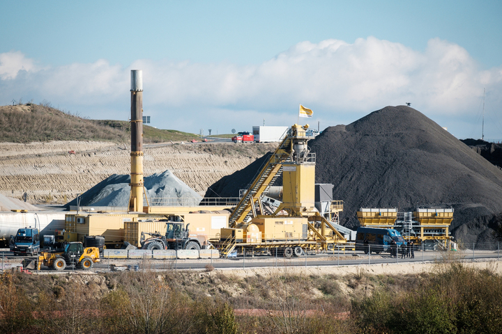 «<small class="fine d-inline">&nbsp;</small>Scandale sanitaire<small class="fine d-inline">&nbsp;</small>»&nbsp;: les usines à bitume de l'A69 empoisonnent le Tarn